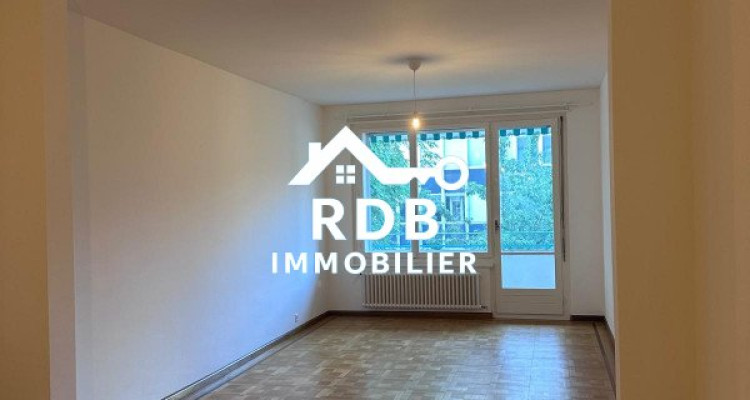 Magnifique appartement de 5,5 pièces au 3ème étage situé à Genève 1202 image 2