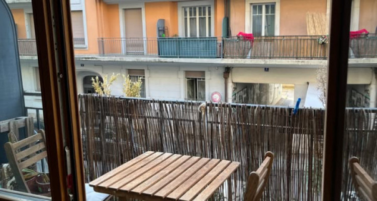 🏡 À LOUER – BEL APPARTEMENT 4 PIÈCES À GENÈVE image 10