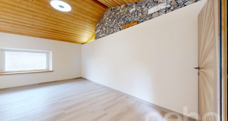 Magnifique maison villageoise rénovée avec charme ? Muraz / Sierre image 9