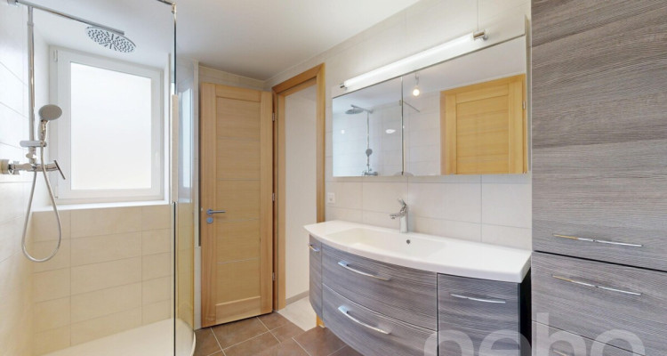 Magnifique maison villageoise rénovée avec charme ? Muraz / Sierre image 11
