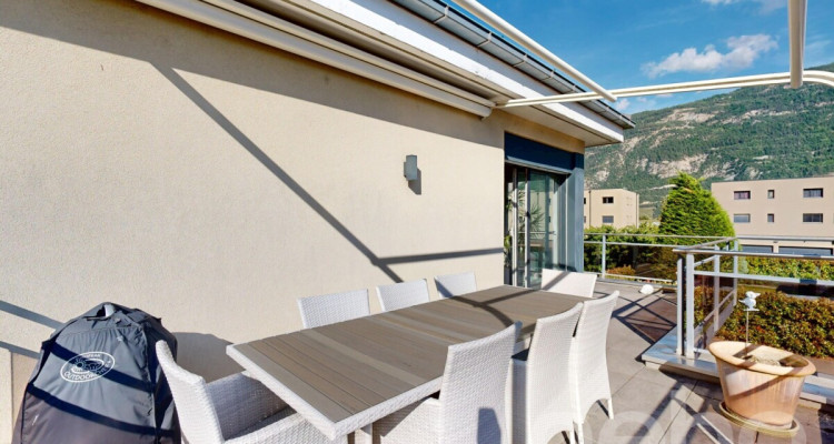 Exclusif: lumineux 4.5 pièces avec terrasse et mezzanine image 10
