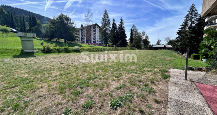 Exclusivité ! Très bel appartement au pied de la montagne ! image 1