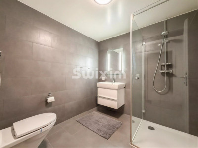 Contemporary semi-detached house Minergie image 12