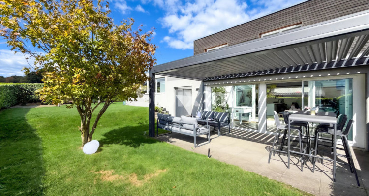 Contemporary semi-detached house Minergie image 3
