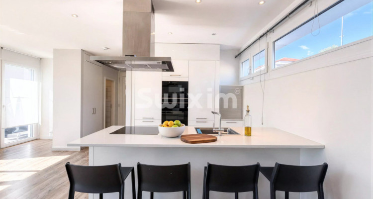 Contemporary semi-detached house Minergie image 6