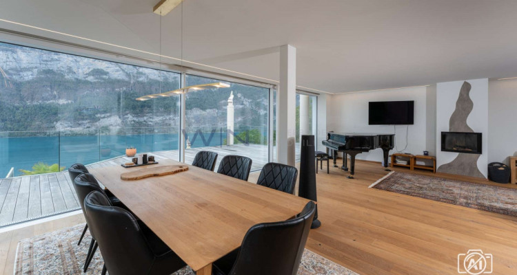 Attika-Terrassenwohnung mit Panorama-Seesicht image 2