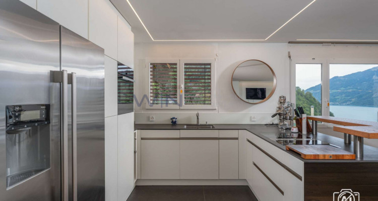 Attika-Terrassenwohnung mit Panorama-Seesicht image 3