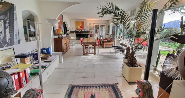 Superbe maison individuelle avec vue Lac en viager occupé sans rente image 2