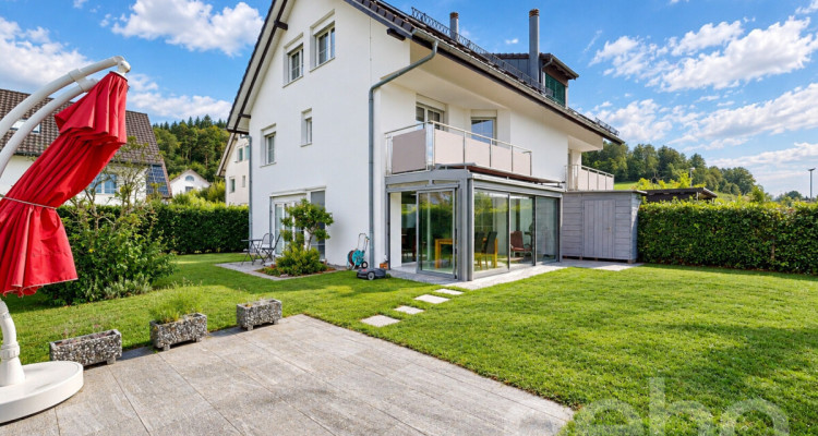 Gepflegte 6.5-Doppelhaushälfte mit grossem Umschwung in Otelfingen image 1