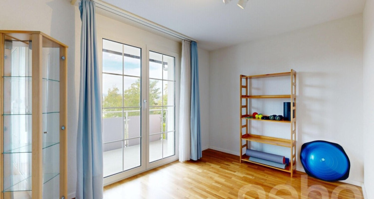 Gepflegte 6.5-Doppelhaushälfte mit grossem Umschwung in Otelfingen image 5