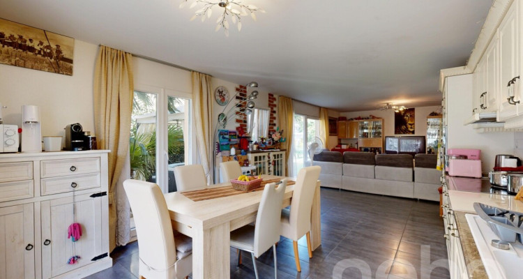 Maison mitoyenne familiale avec jardin et combles à aménager à Aigle image 9