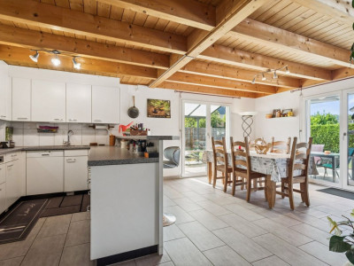 Maison individuelle avec 4 chambres à 300 mètres du lac de Neuchâtel image 3