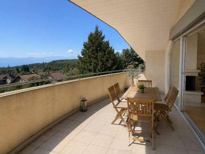 🏡 Magnifique Loft, 4.5 pièces avec vue sur le lac et les Alpes image 9