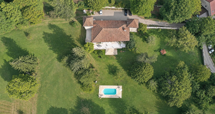 Château du XIIᵉ siècle à 45 min. de Genève image 2