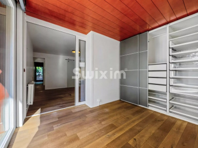 Stunning renovated apartment in the heart of the Geneva countryside image 6