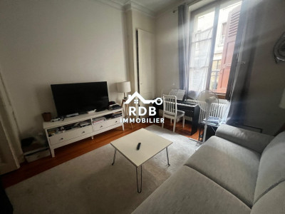 Appartement de 2,5 pièces au rez-de-chaussée situé à Genève 1207 image 1