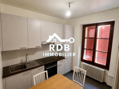 Appartement de 2,5 pièces au rez-de-chaussée situé à Genève 1207 image 2