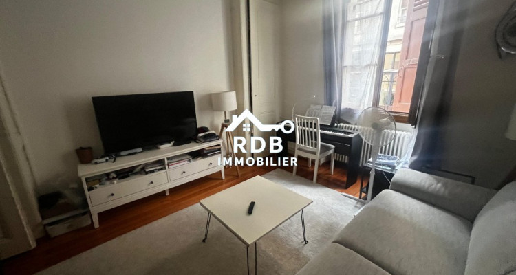 Appartement de 2,5 pièces au rez-de-chaussée situé à Genève 1207 image 1