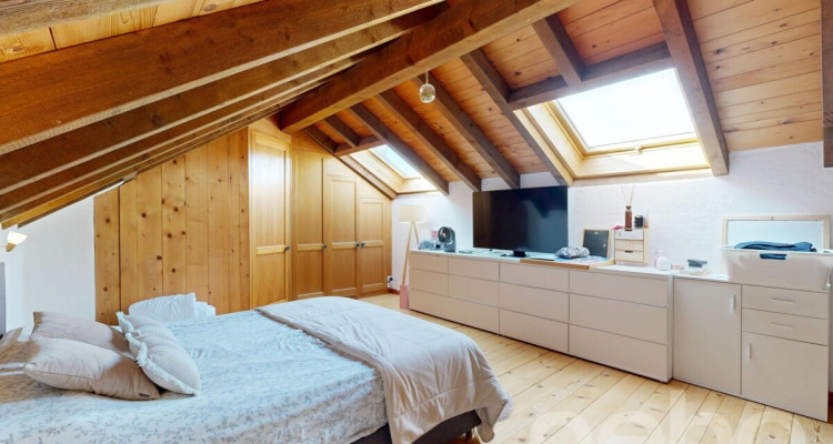 Maison de village de 1850 au cachet préservé, atelier de 185 m² image 7