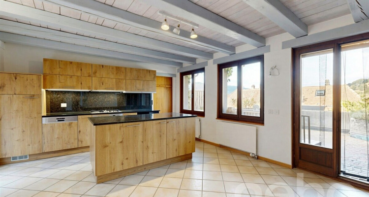 Maison de village de 1850 au cachet préservé, atelier de 185 m² image 8