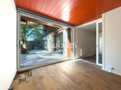 Stunning renovated apartment in the heart of the Geneva countryside image 7