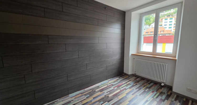 Maison jumelée composée de 5 appartements entièrement rénovés image 11