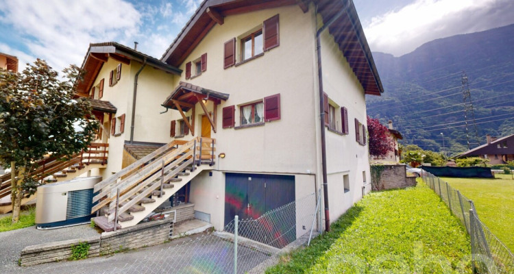 Maison mitoyenne au calme avec terrasse et garage image 11