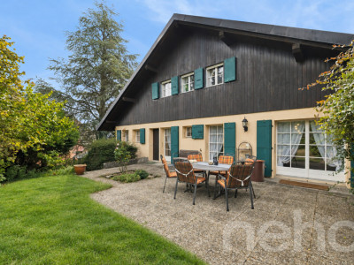 Villa 4.5 pièces de caractère, avec jardin paisible et arboré image 1