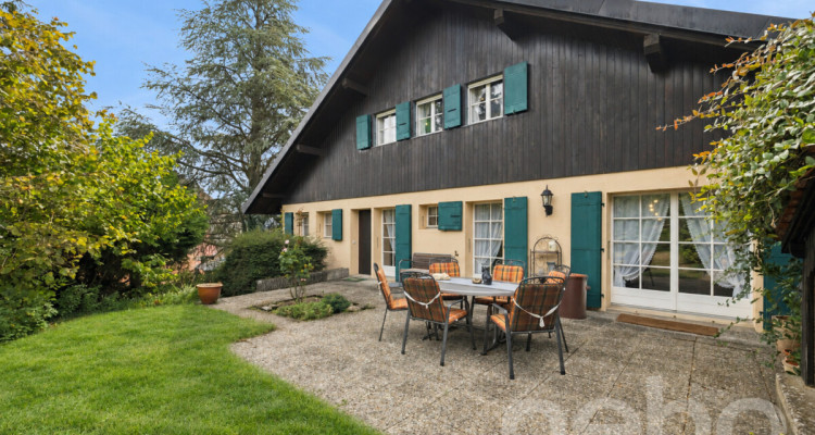 Villa 4.5 pièces de caractère, avec jardin paisible et arboré image 1