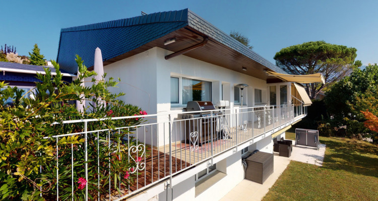 Grande villa avec piscine et vue sur le lac à La Tour-de-Peilz image 3