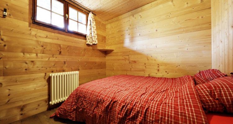 VISITE 3D DISPO - Chalet - Jardin + Parcelle constructible  image 6