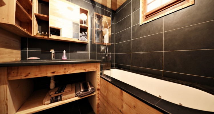 VISITE 3D DISPO - Chalet - Jardin + Parcelle constructible  image 7