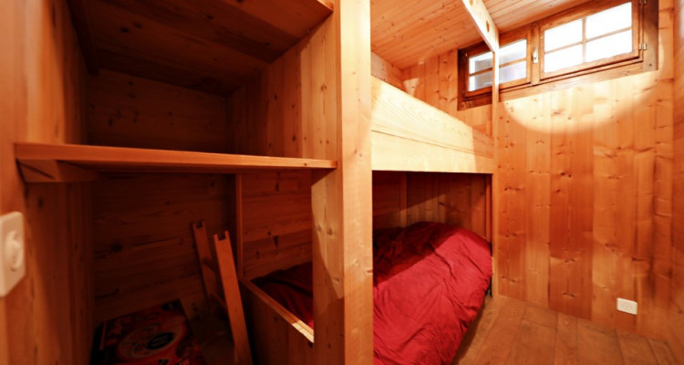 VISITE 3D DISPO - Chalet - Jardin + Parcelle constructible  image 8