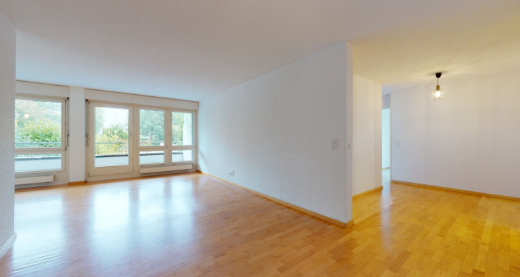 Tolle Wohnung mit schöner Sicht und guter Infrastruktur image 3