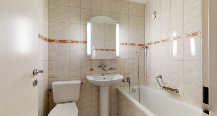 Tolle Wohnung mit schöner Sicht und guter Infrastruktur image 11