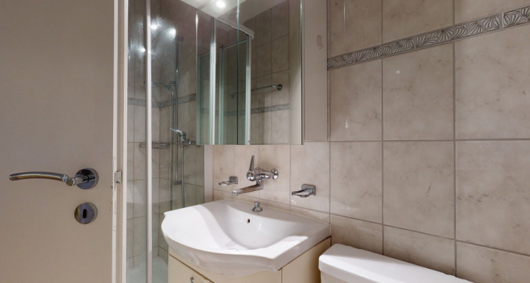 Tolle Wohnung mit schöner Sicht und guter Infrastruktur image 12