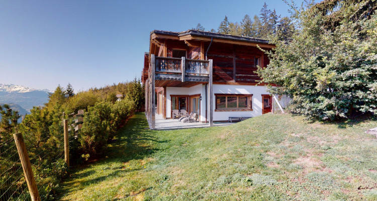 Chalet dexception à Crans Montana image 2