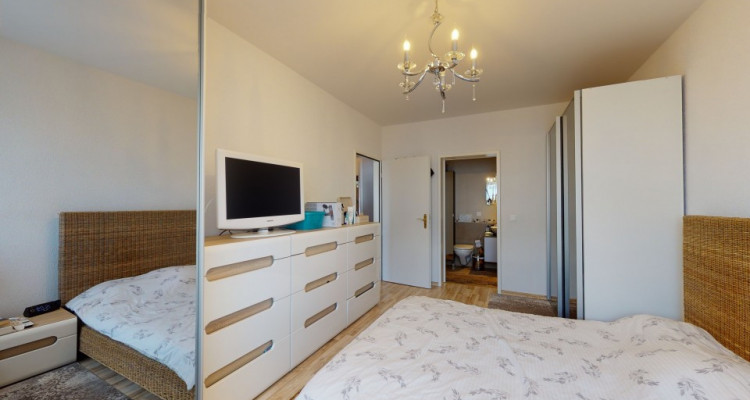 Un lumineux appartement moderne de 5,5pièces à Plan-les-Ouates image 8