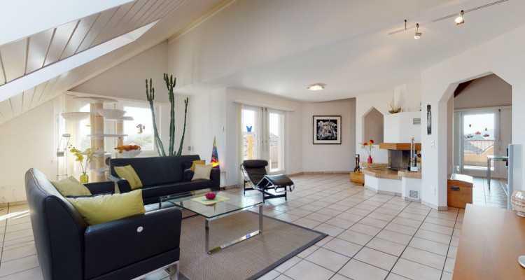 Grosszügige 5.5 Zi.-Attika-Maisonette-Wohnung image 5