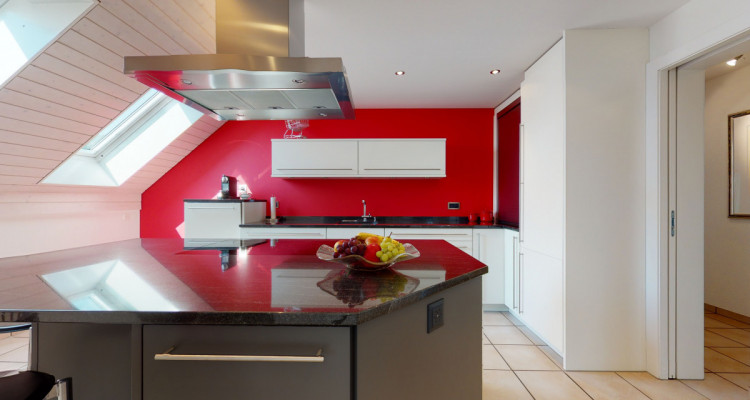 Grosszügige 5.5 Zi.-Attika-Maisonette-Wohnung image 7