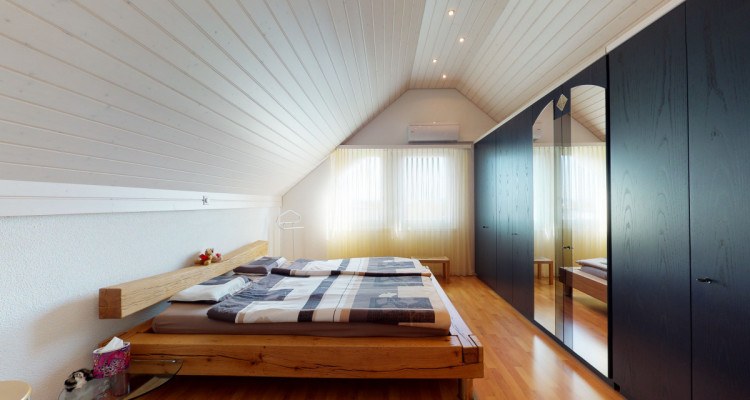 Grosszügige 5.5 Zi.-Attika-Maisonette-Wohnung image 11