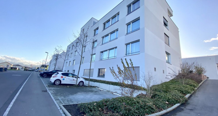 TOLLE UND MODERNE PARTERREWOHNUNG image 5