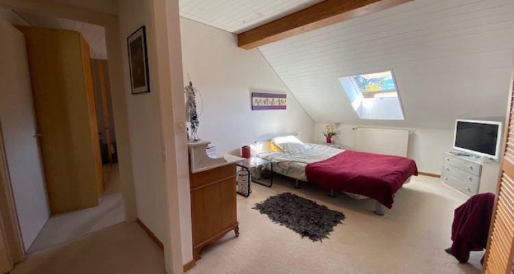 Charmant et spacieux appartement en duplex  image 9