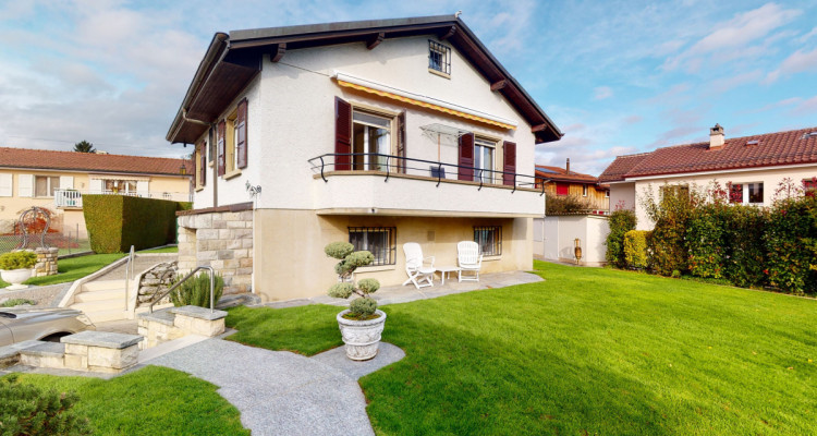 Charmante maison avec  grand jardin ! image 1