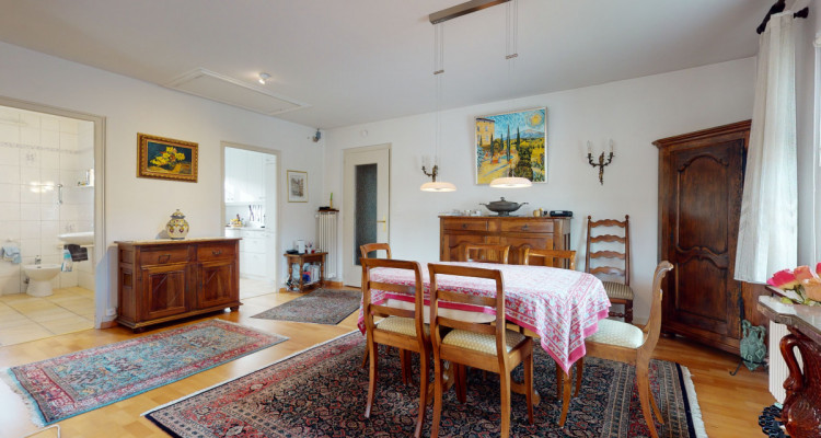 Charmante maison avec  grand jardin ! image 2