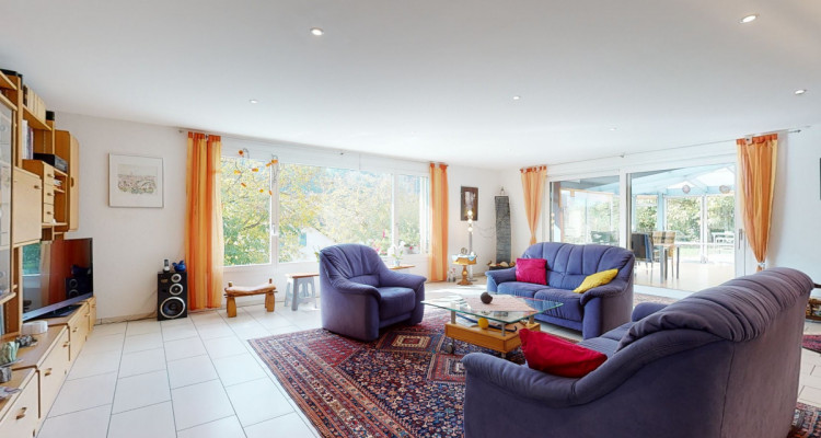 Einfamilienhaus mit grossem Garten in naturnaher und ruhiger Umgebung image 3