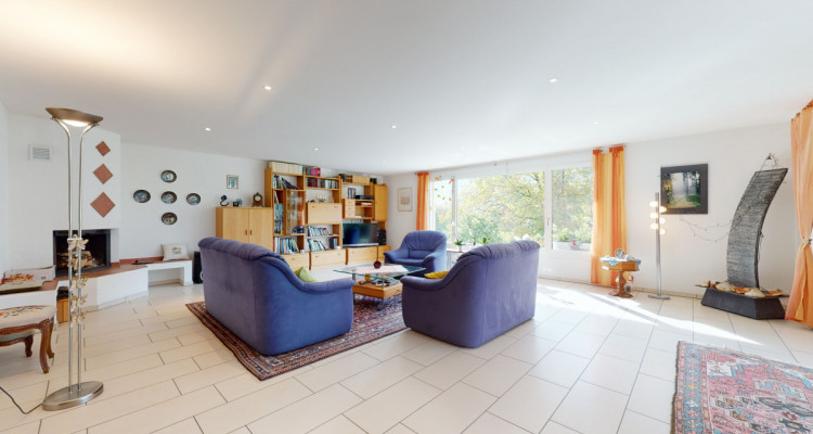 Einfamilienhaus mit grossem Garten in naturnaher und ruhiger Umgebung image 4