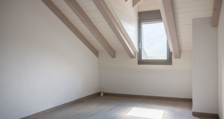 Mafgnifique 3.5 pces + mezzanine en attique denv. 118m2 image 7