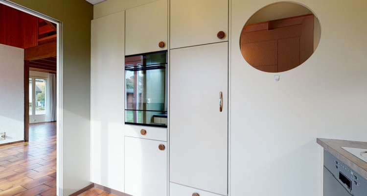 Schmuckes Einfamilienhaus mit wunderschönem Garten image 8