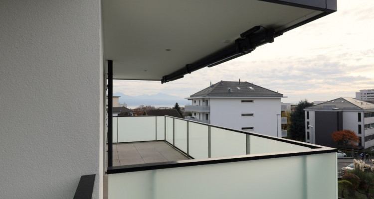 Magnifique appartement neuf de 3.5 P / grande terrasse / belle vue  image 1